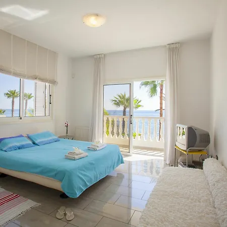 Villa Sunset Beachfront Meneou Larnaca
